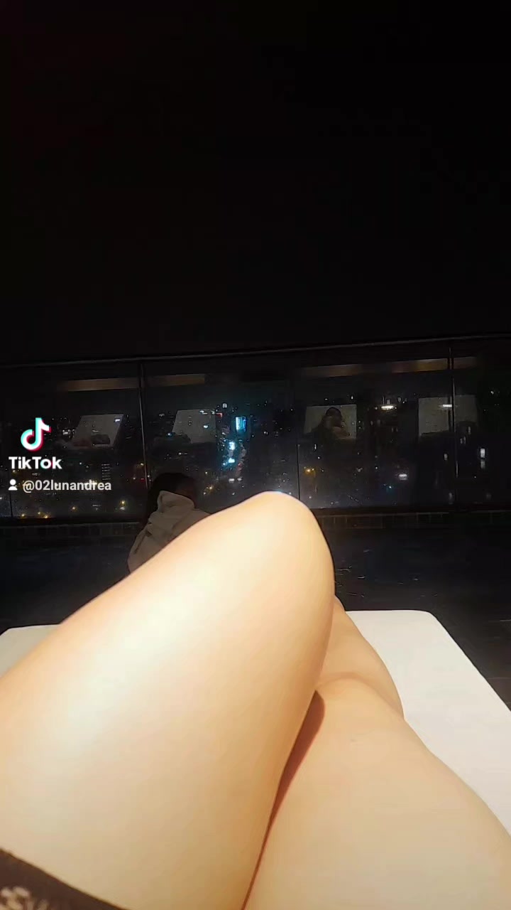 @Luna