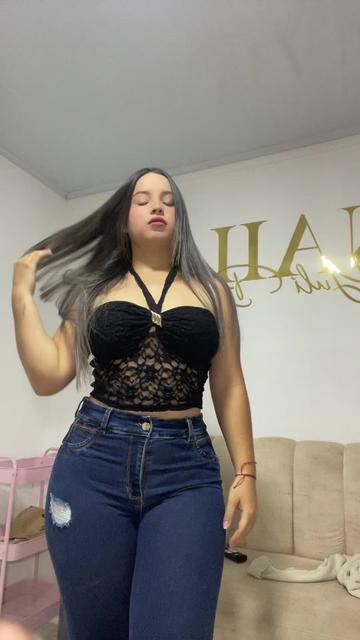 @Estefania🍒