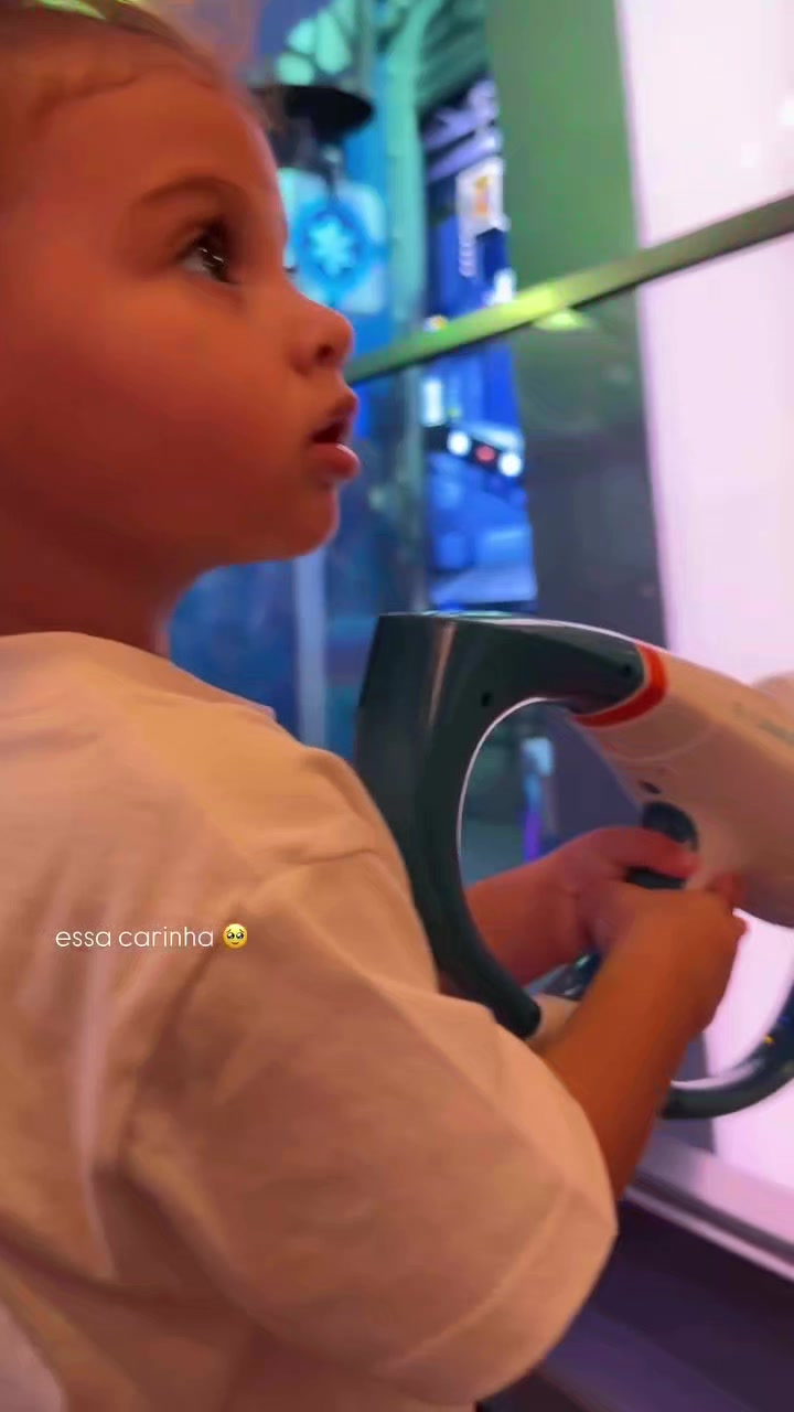 @𝐻𝑒𝑙𝑒𝑛𝑎& 𝐴𝑚𝑎𝑛𝑑💞