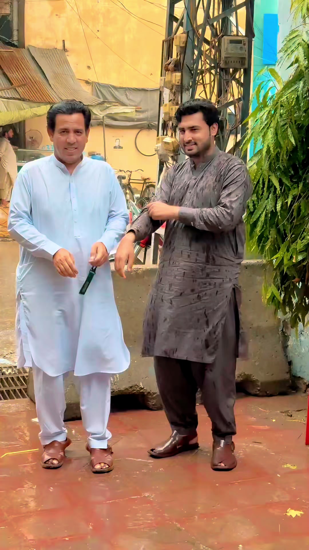 @Shakir Awan✨