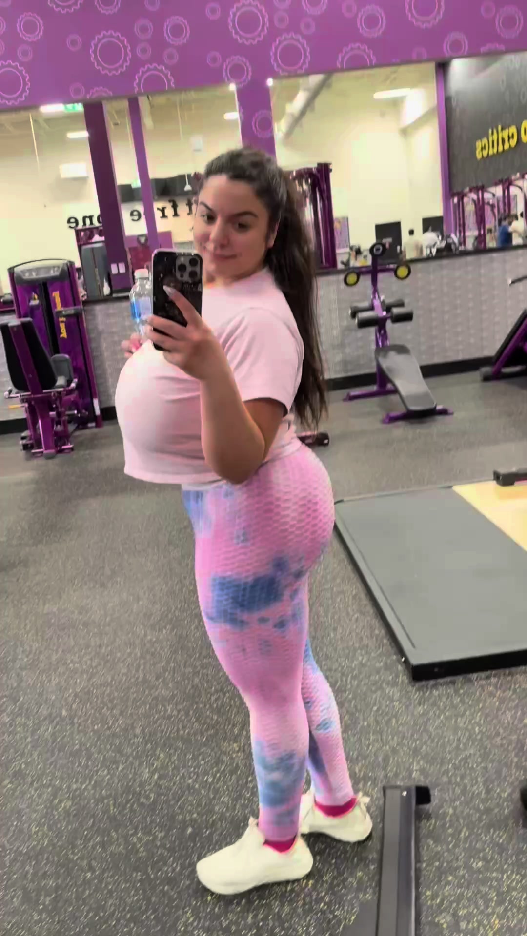 @iloveteniah