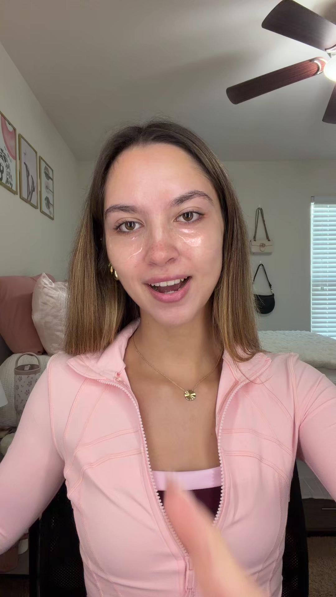 @juliaawhitaker