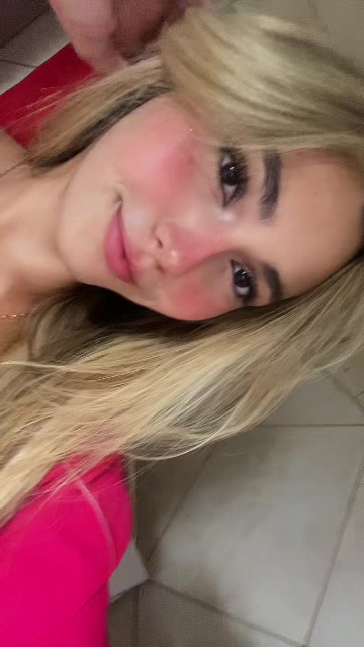 @Izadorah