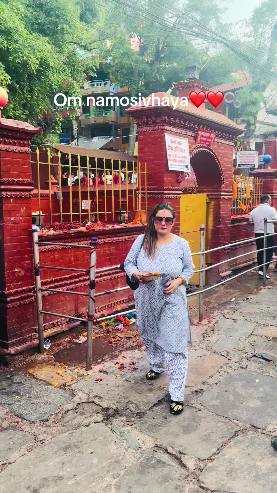 @radhathokra@🥰