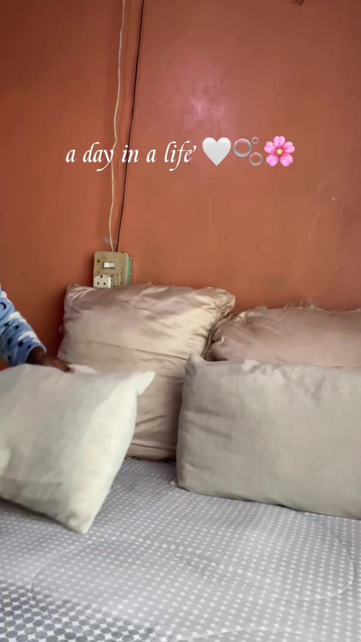 @𝓝𝓽𝓸𝓴𝓸𝔃𝓸 🫧🌸