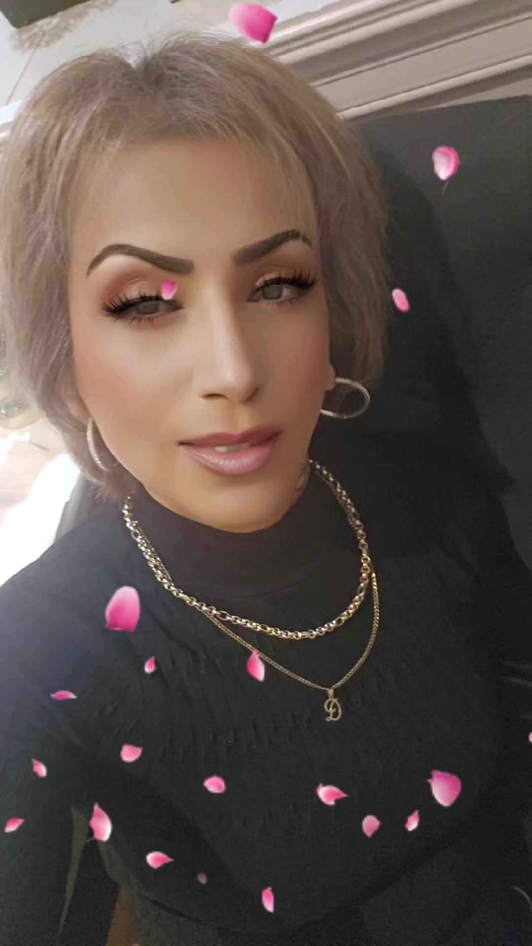 @Dee