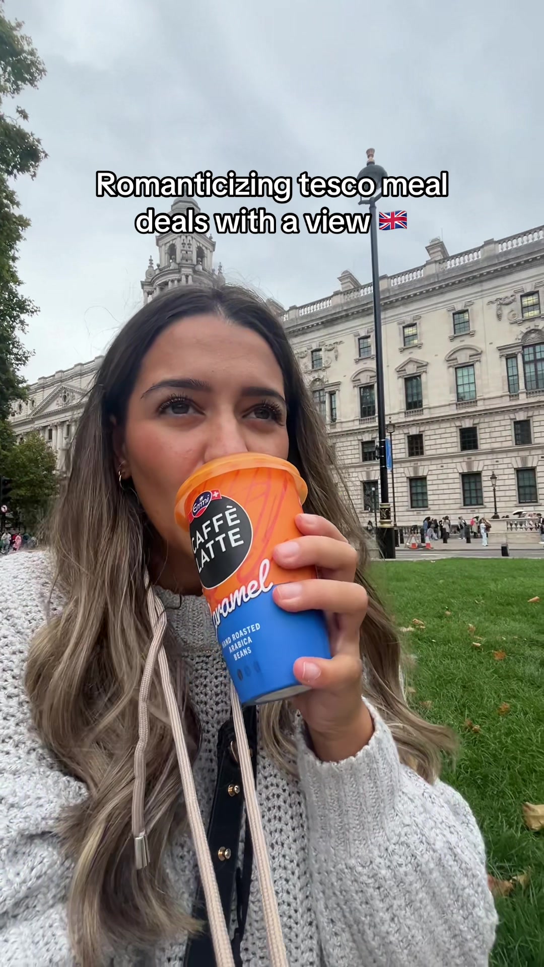 @cadiasousaa