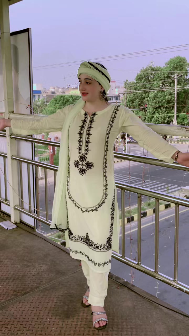 @🦋 nayab🦋 khan 🦋