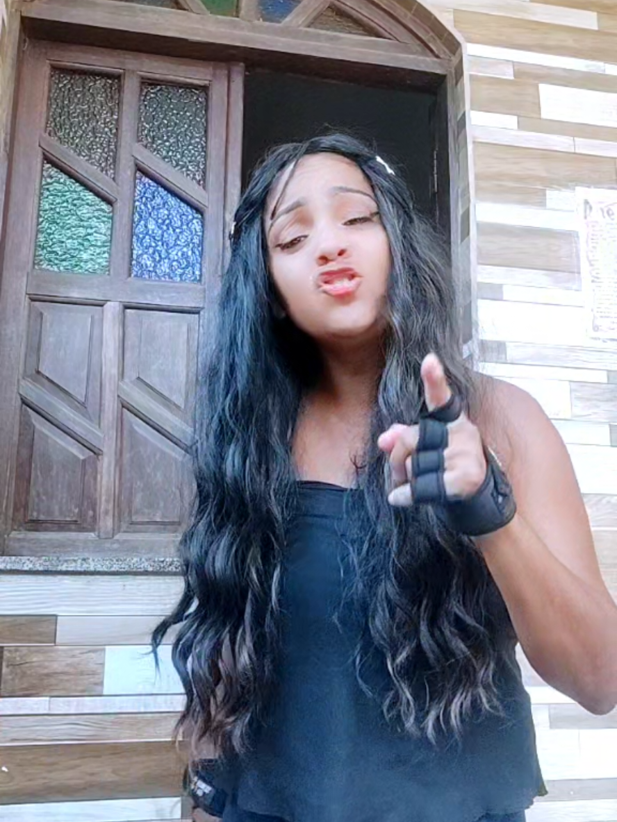 @Lucy a guria do short sexy