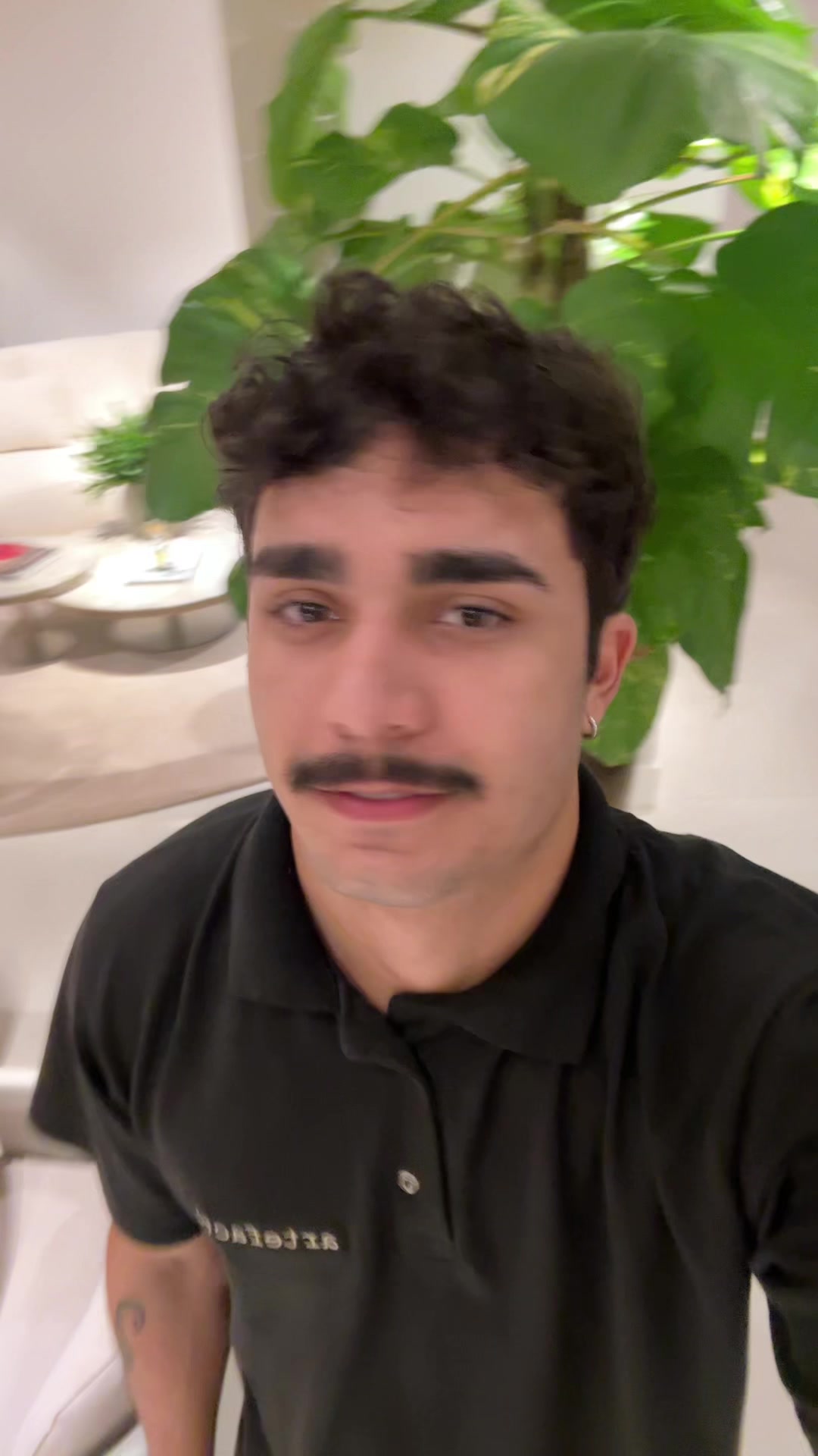@Caetano