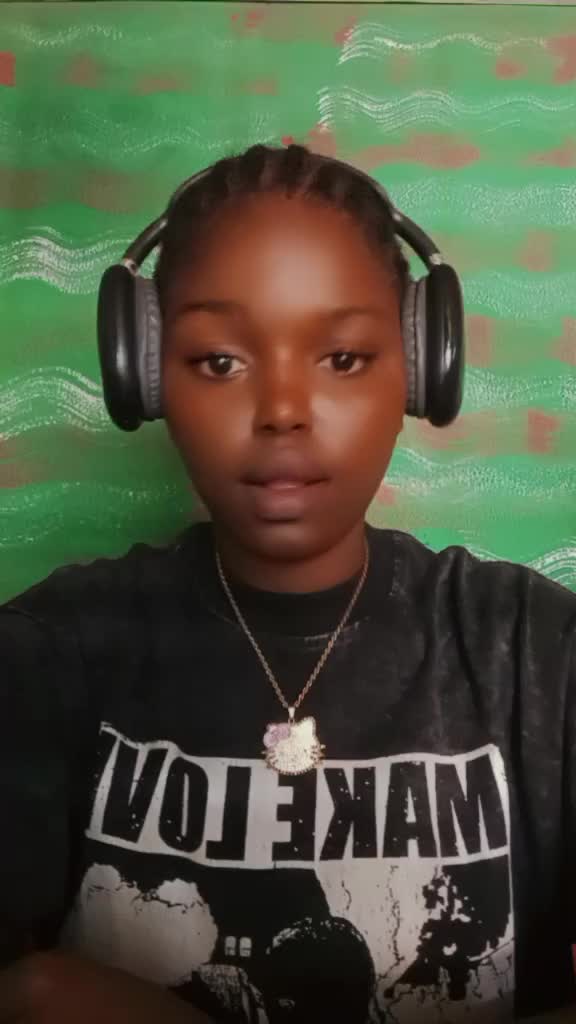 @Sarah 👅💞💞🥰🥰