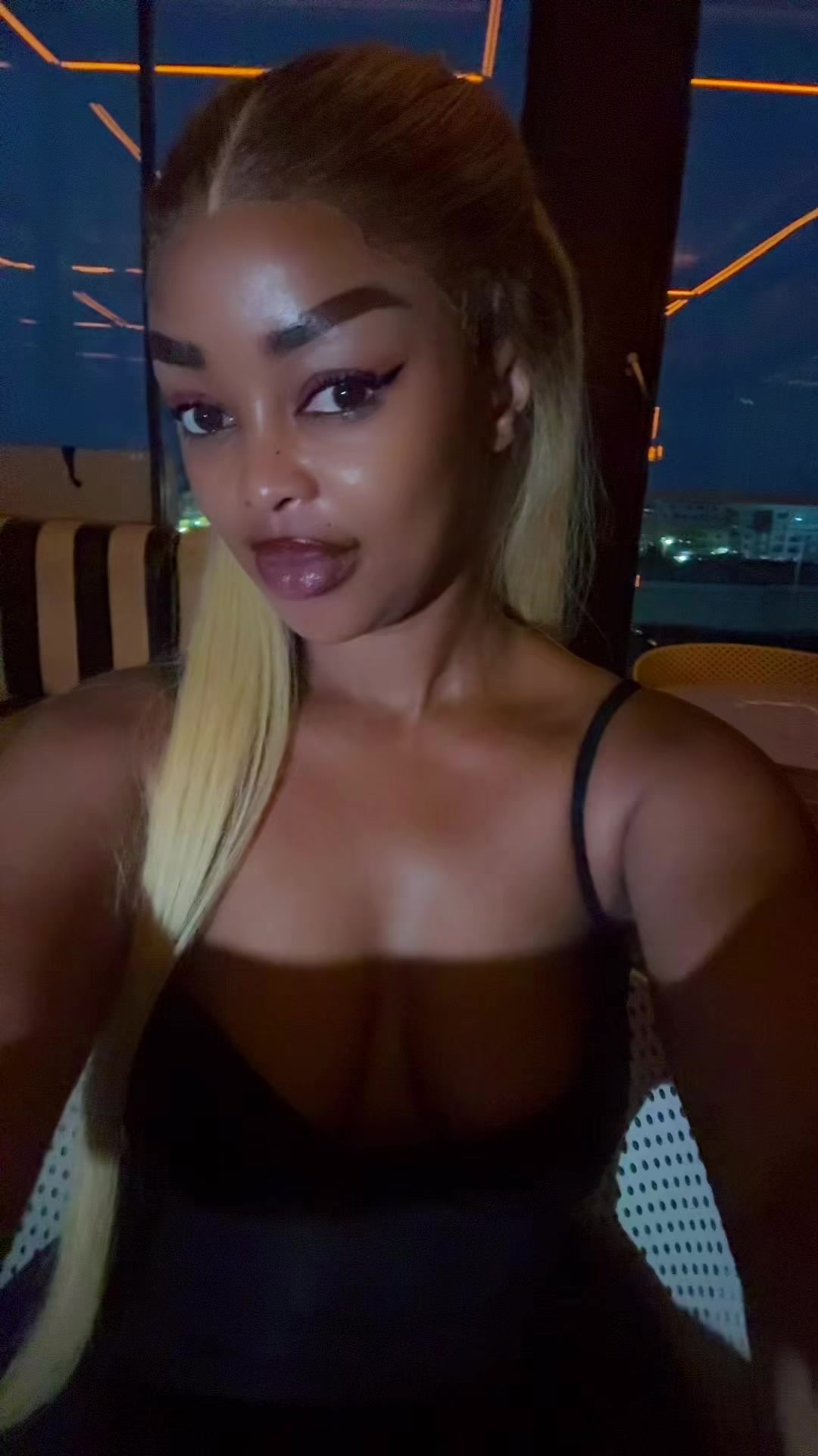 @Bijou001