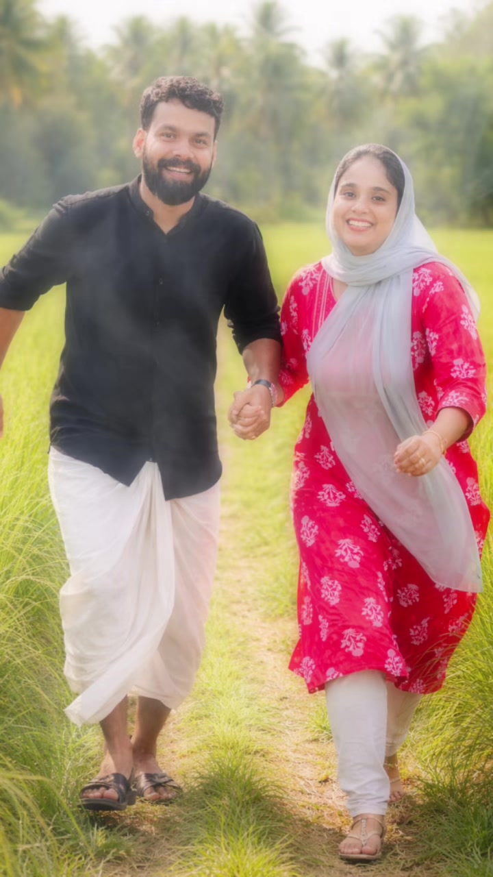 @പ്രണയം ചുവപ്പിനോട്❤️❤️🚩🚩