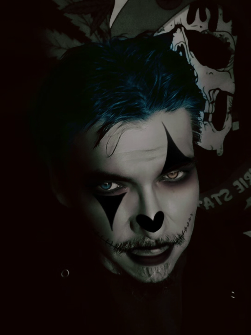 @🇨🇦💀Darkish Light💀🇨🇦