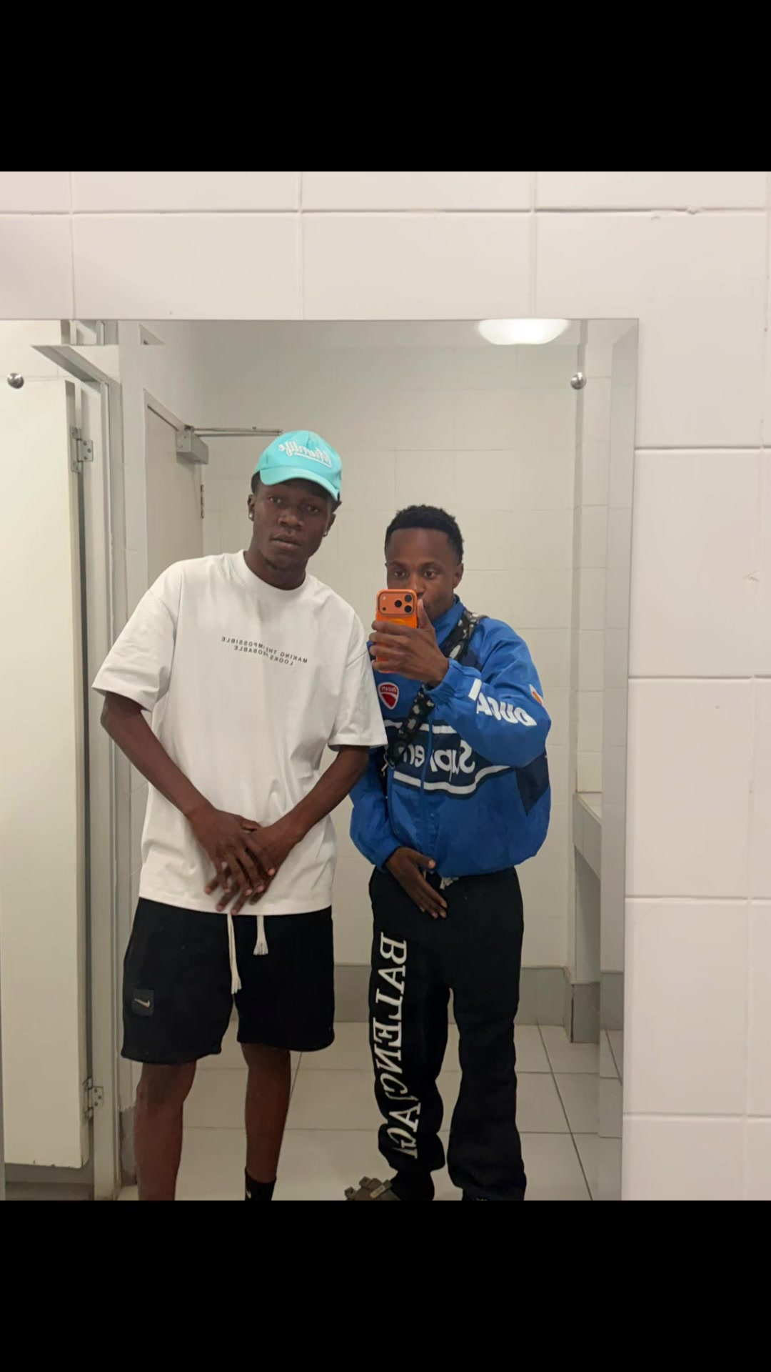 @Cniggaa