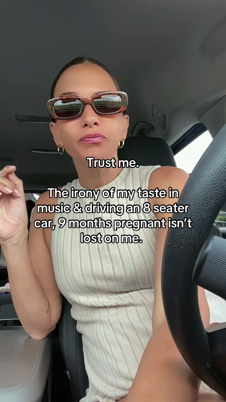 @Amy : The Birth Queen 👑