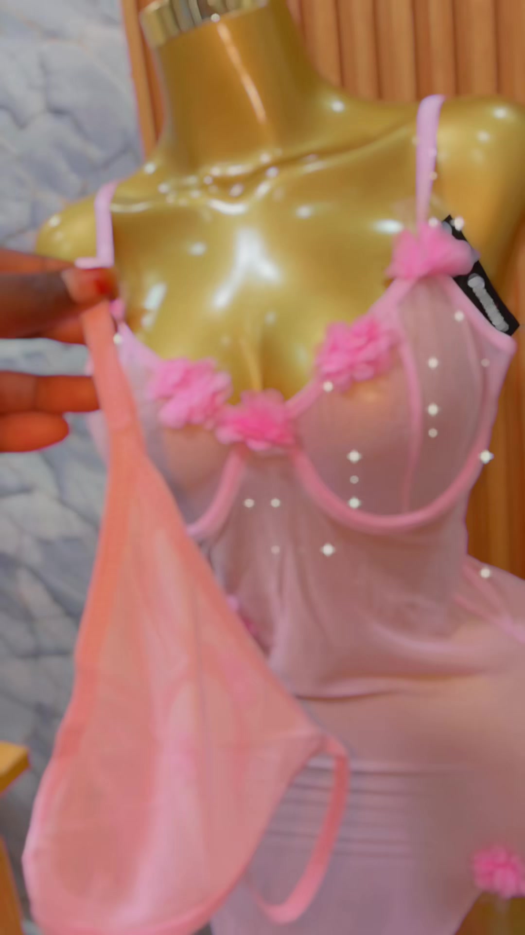 @falingerie3