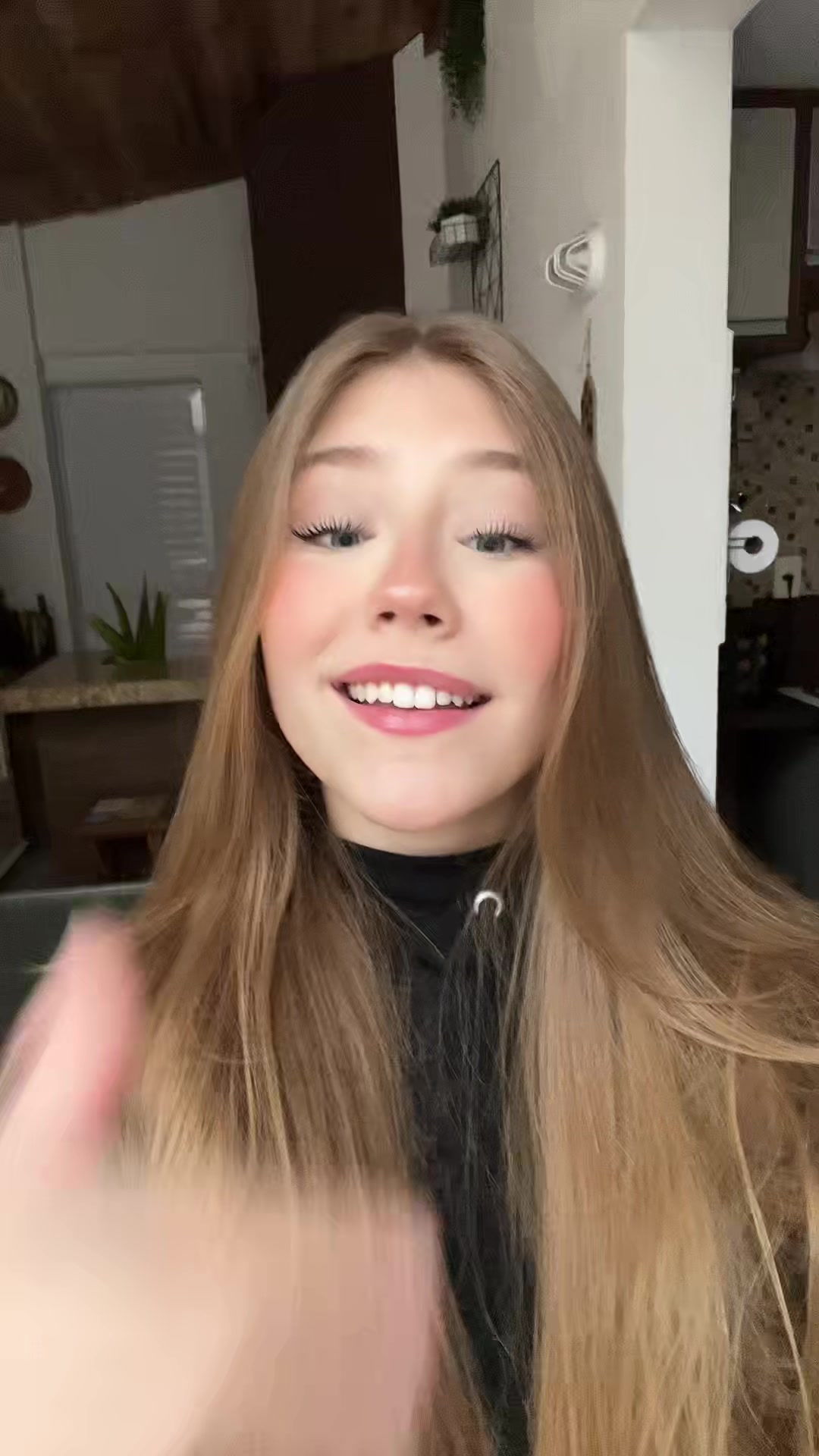 @Larapmendonca_