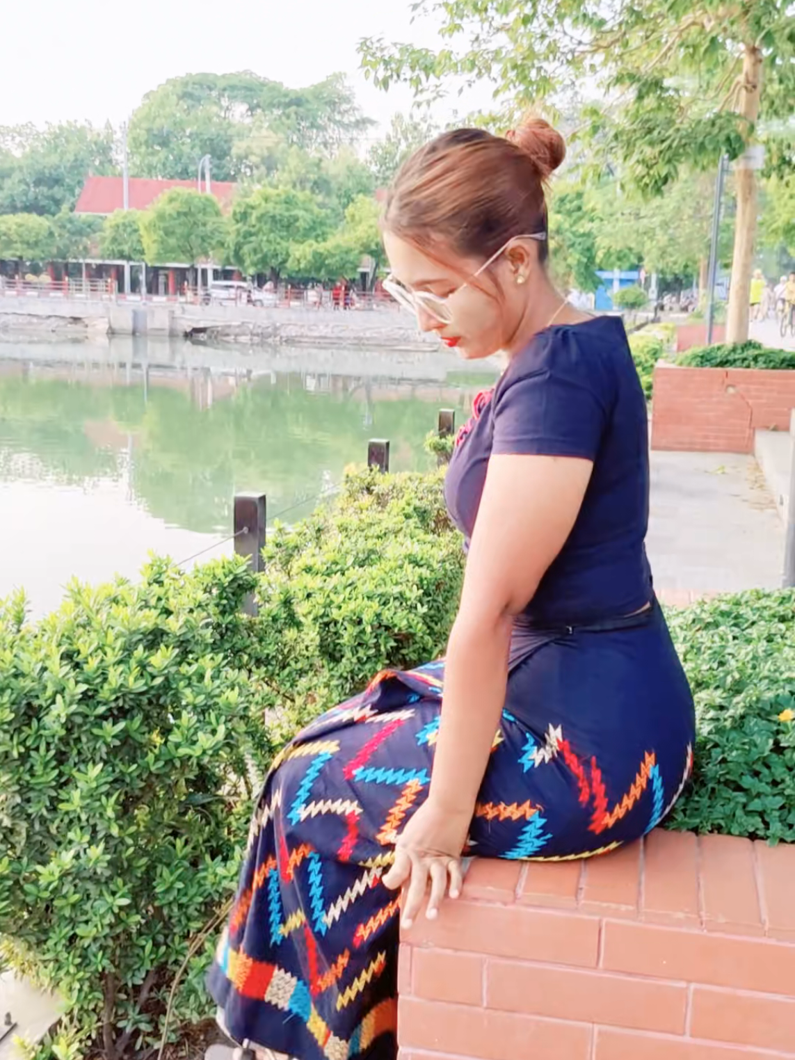 @လေပြေ 🦋💫💫