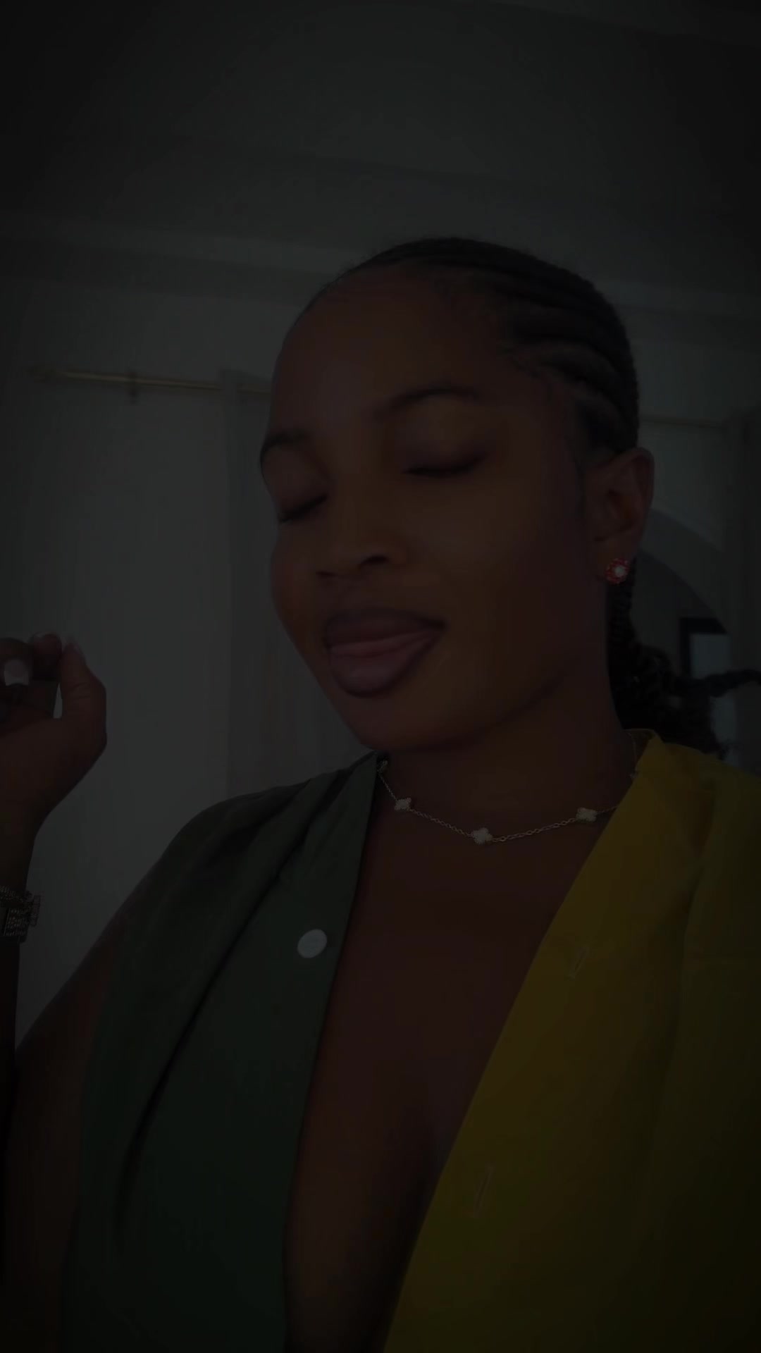 @chelsymansah