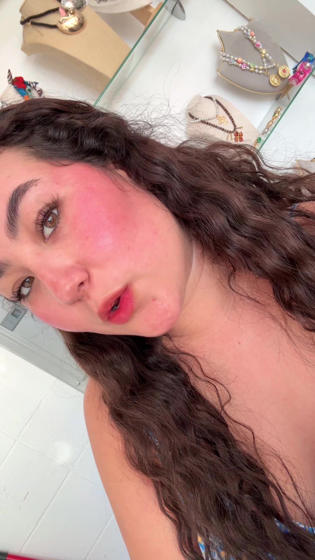@AlexandraDeLuna_