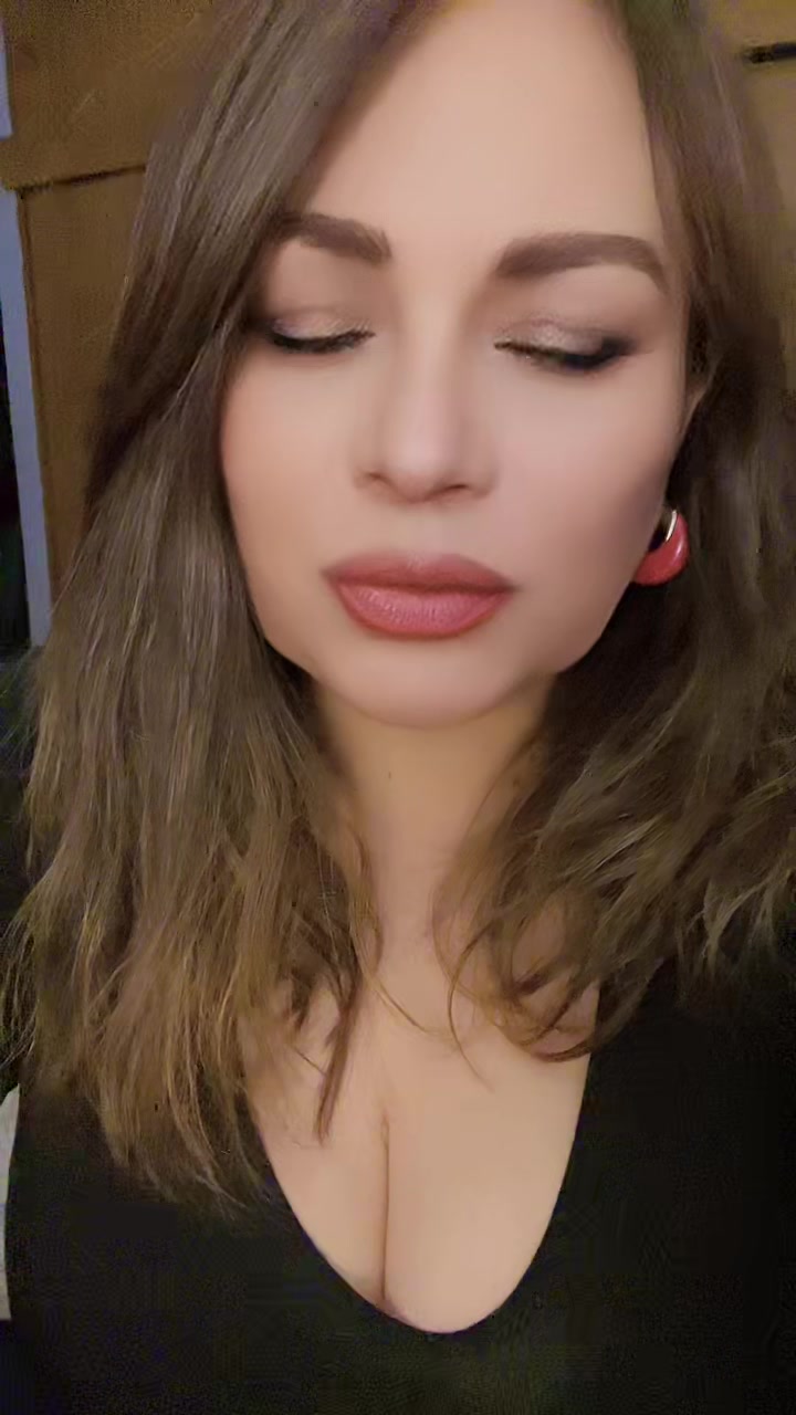 @Ana