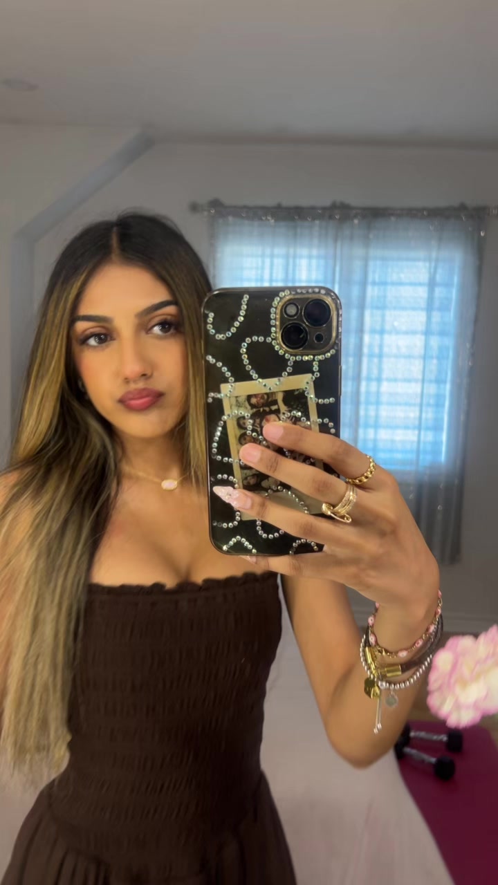 @sarina🎀🥂🪩🐆✨