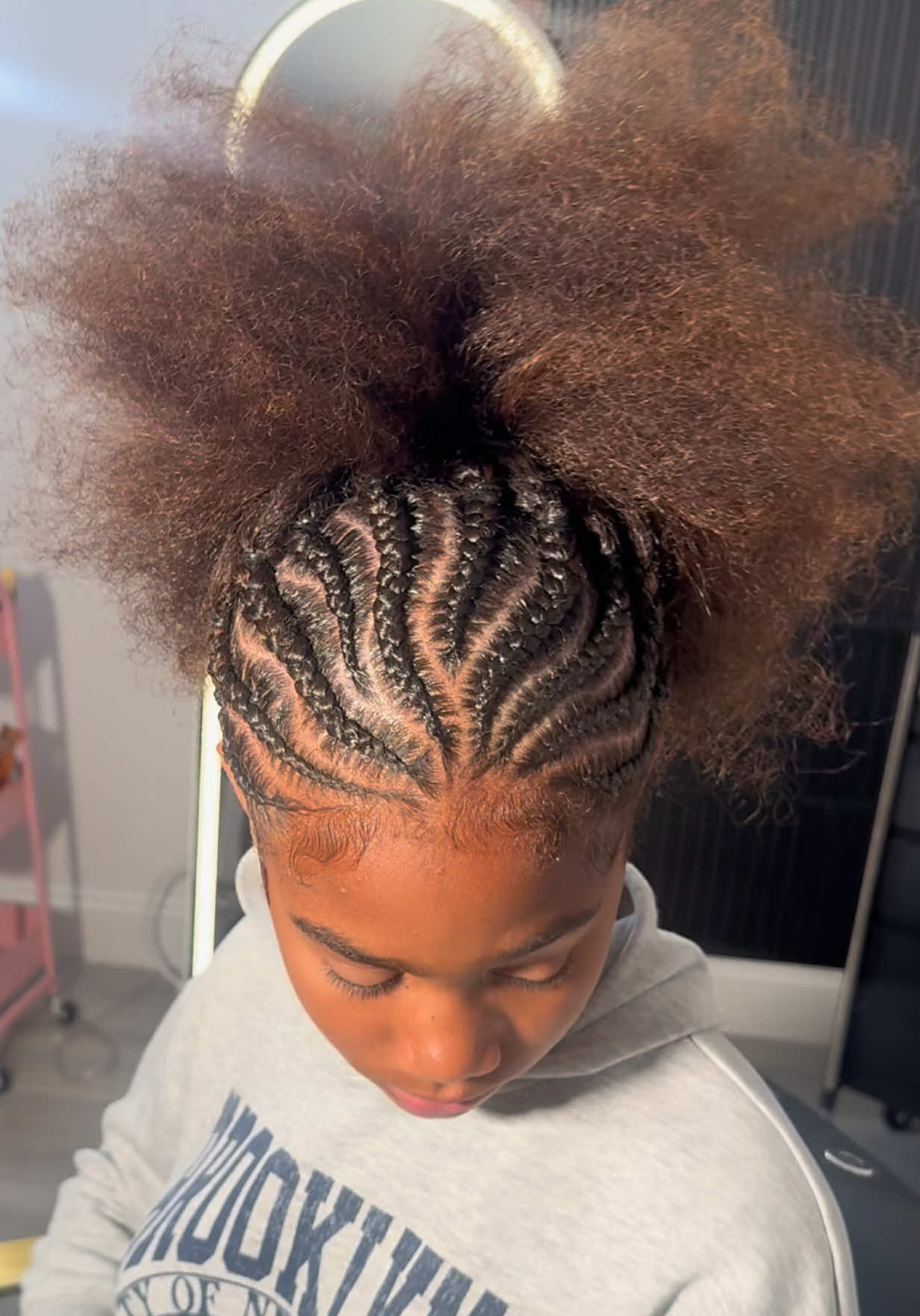 @Cape Cod Hairstylist ๐๐ฝโ๏ธ
