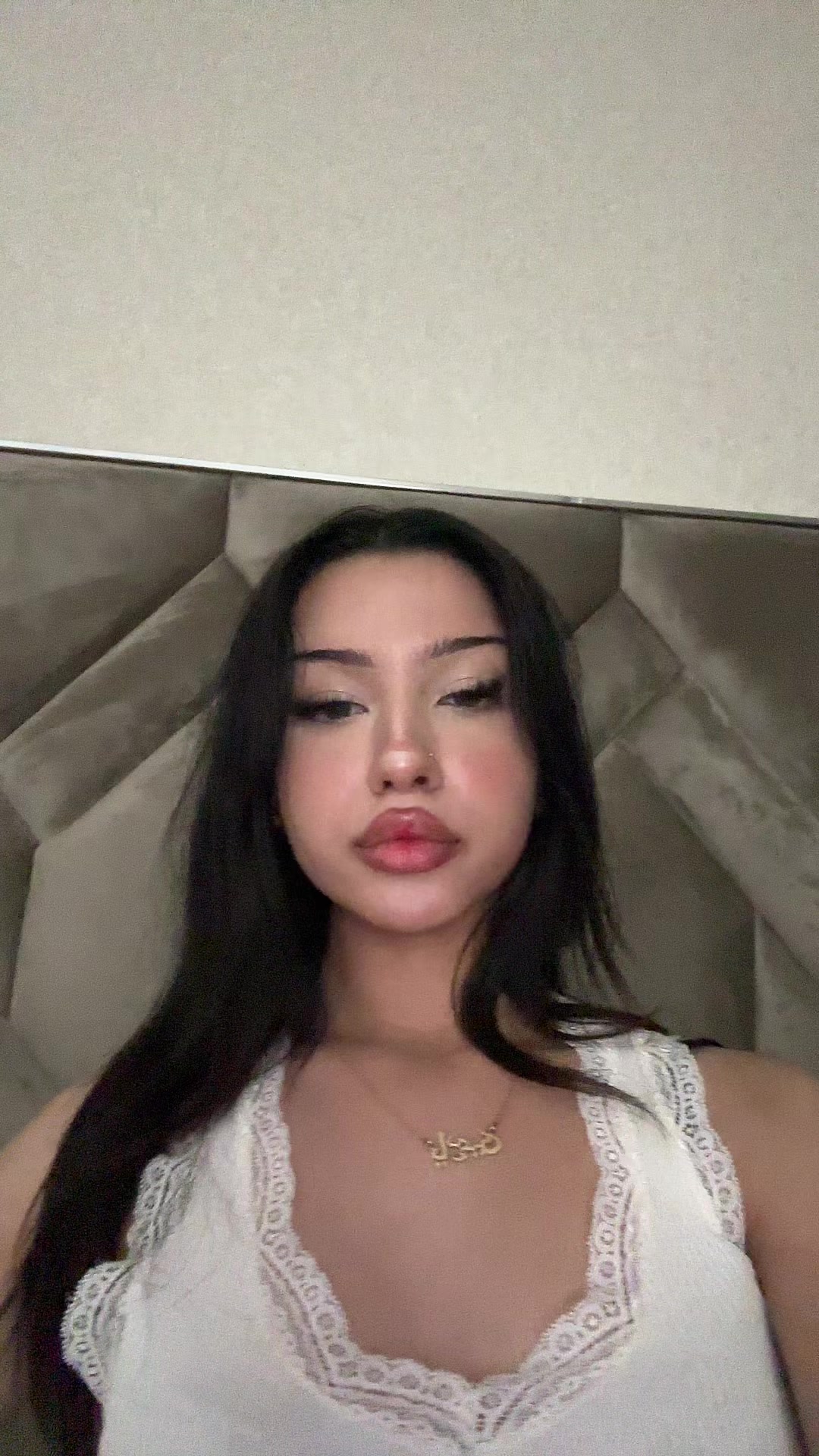 @yasmine