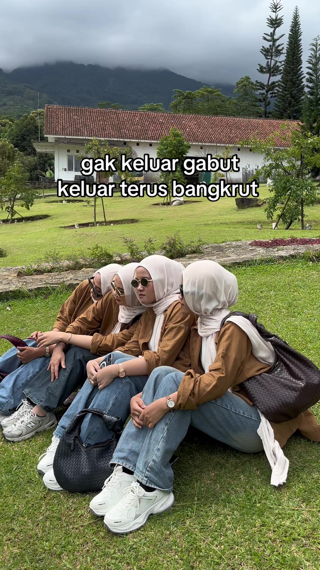 @Specialist Baju Wanita No 1