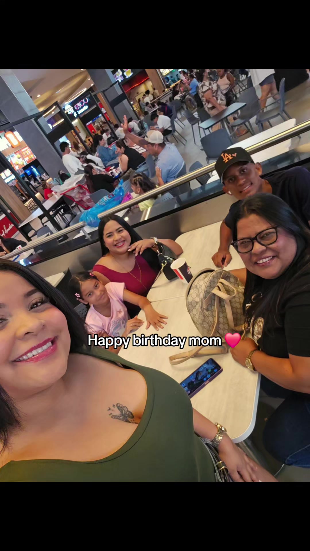 @Valentina Espinoza