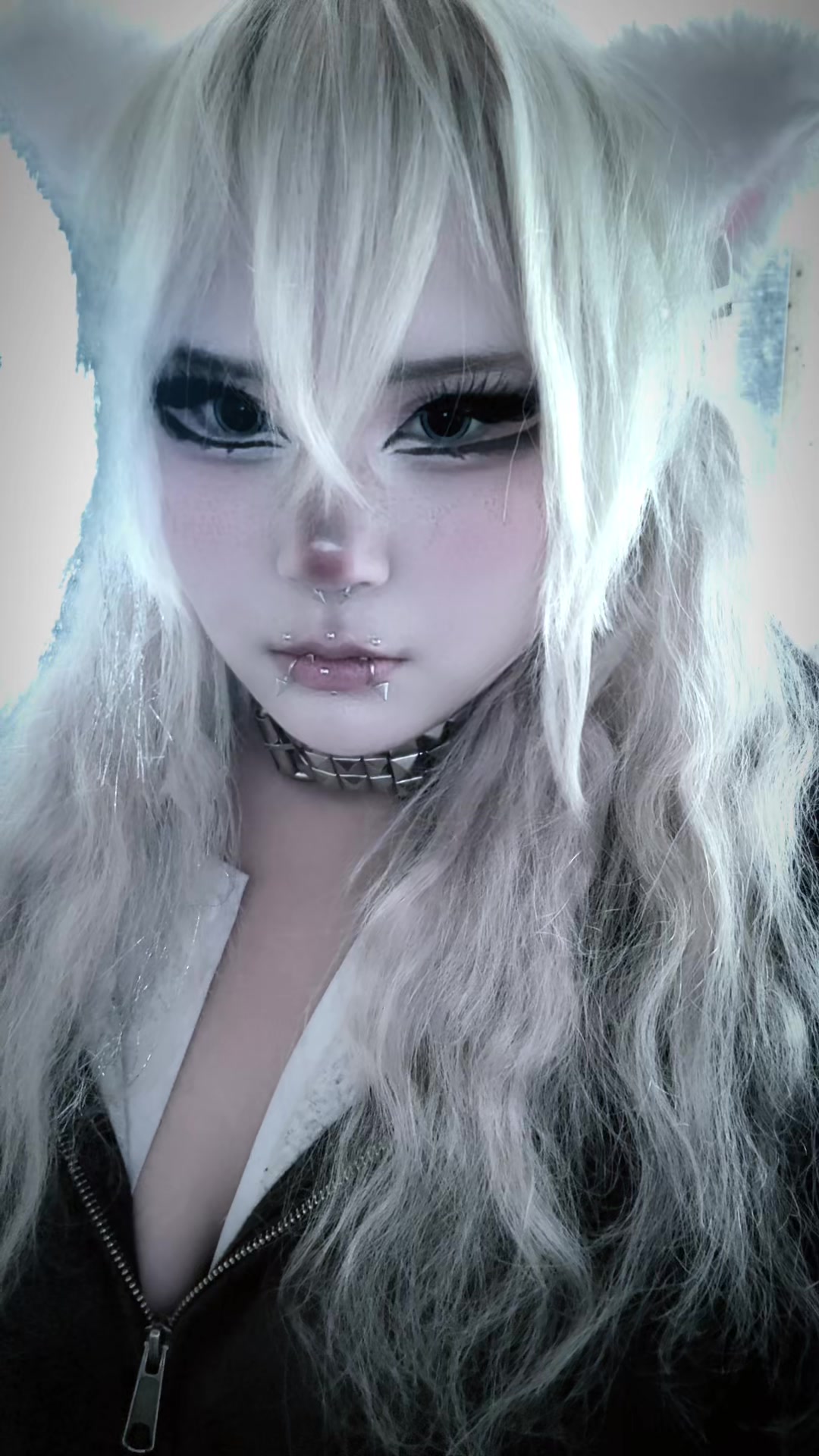 @lala:3