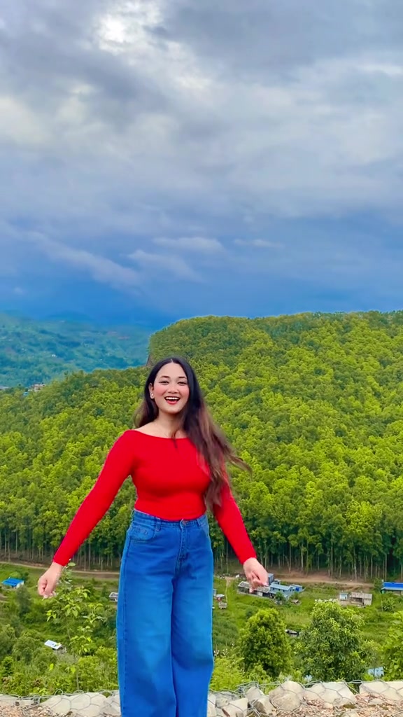 @Meenavlogs