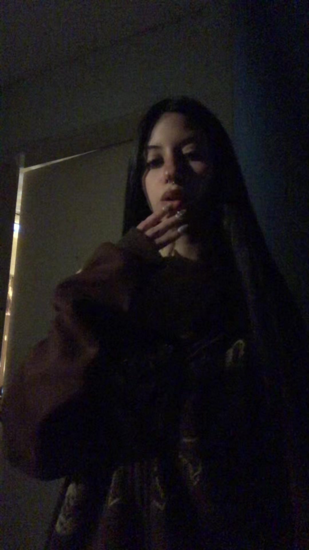 @𝒿