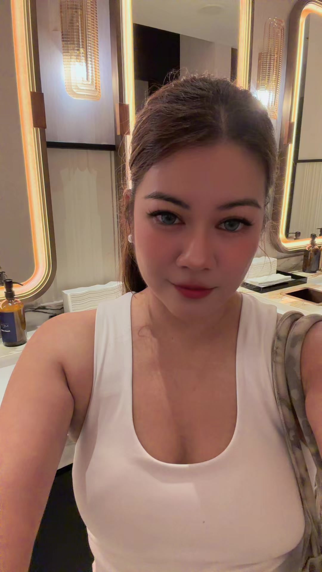 @frombelletoyou