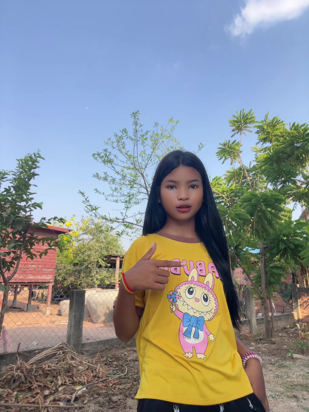 @CHE TRẢ