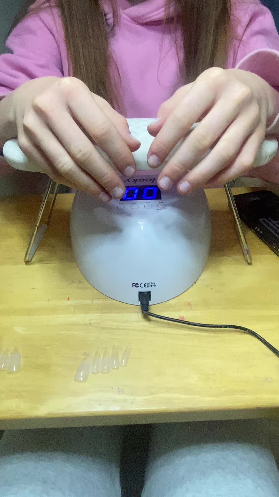@M-M