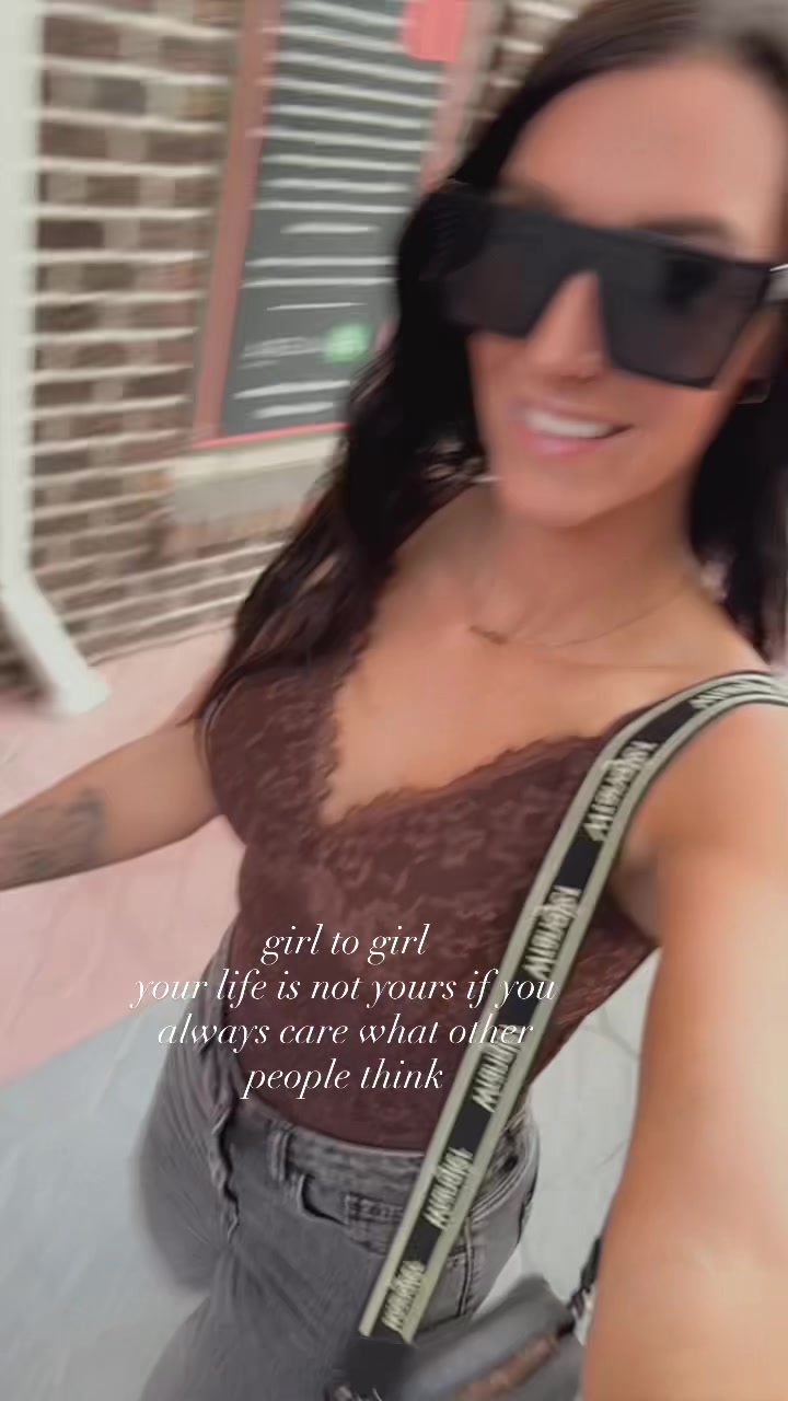 @Mandi