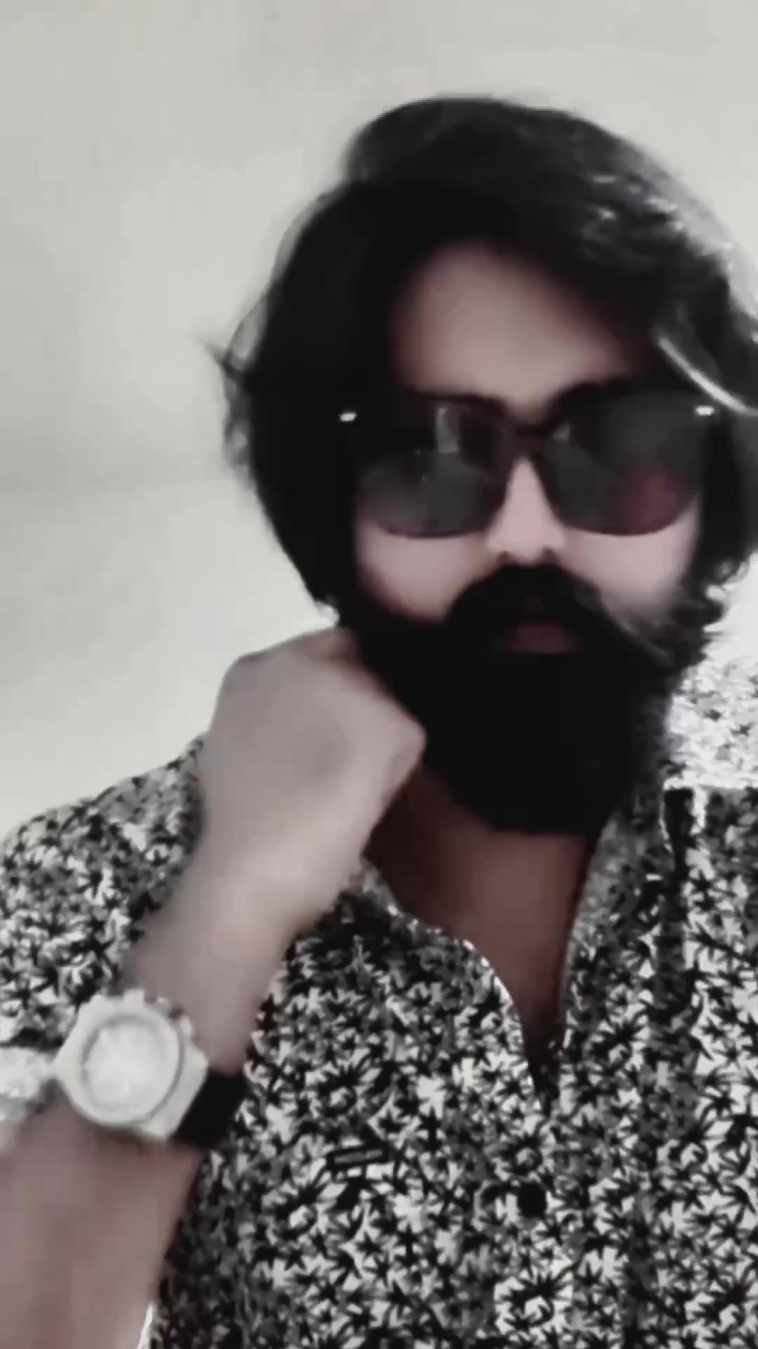 @THAKUR👑🇨🇦