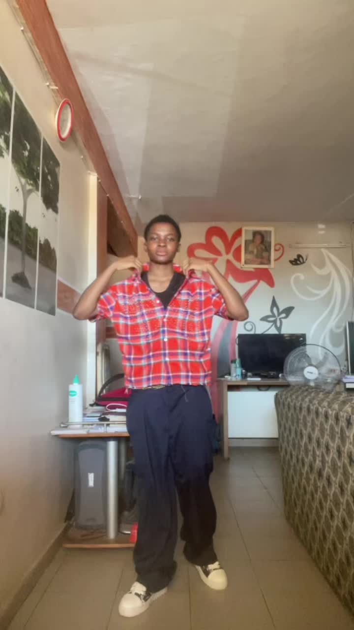 @NELLY LE SOURIRE ๐