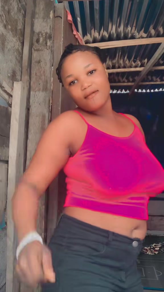 @Anikeade💕💕🥹
