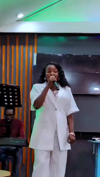 @alinedekaluhya