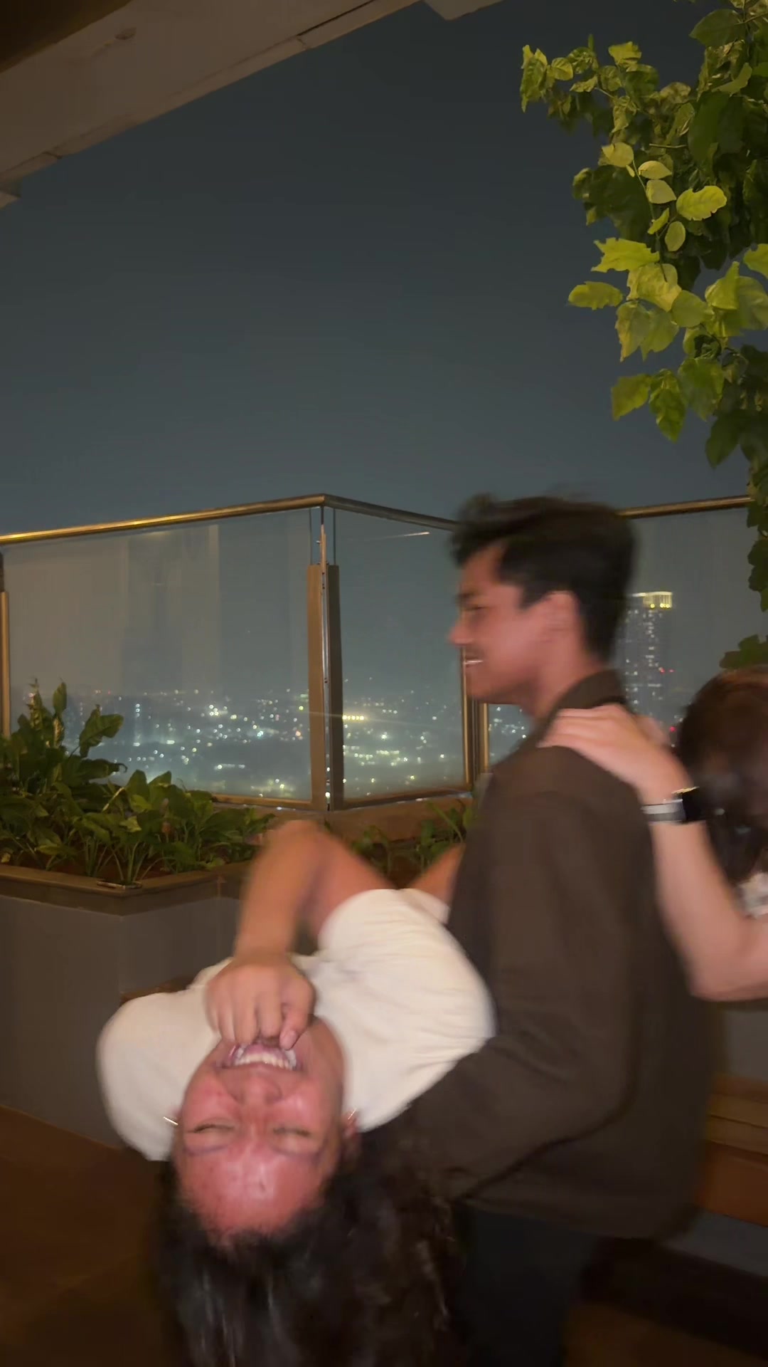 @awkibo