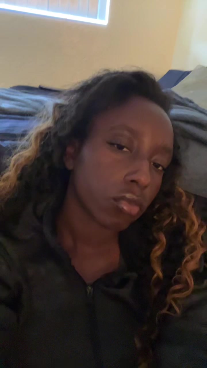 @😶