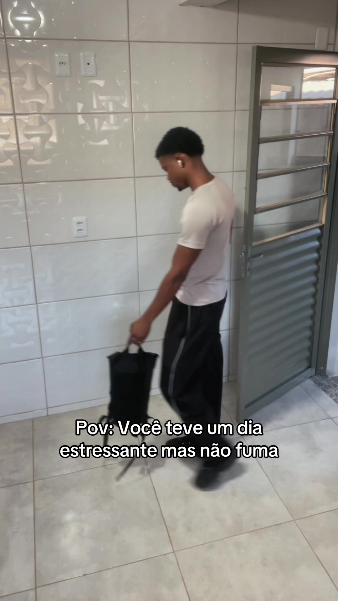 @Enit&ecirc;🩸