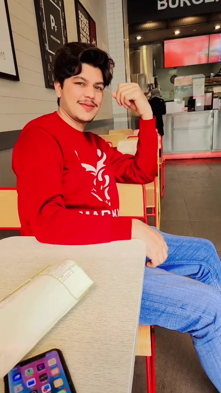 @Sahil Bhai 🇵🇰🫶🇰🇷