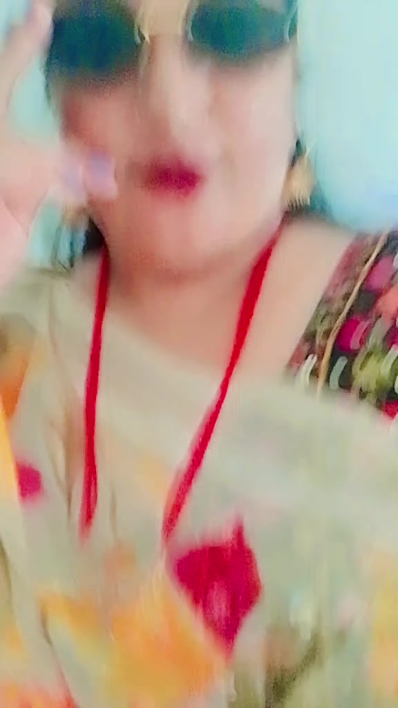 @SARITA👩❤️💋👩🫂🇳🇵🇦🇪🎌