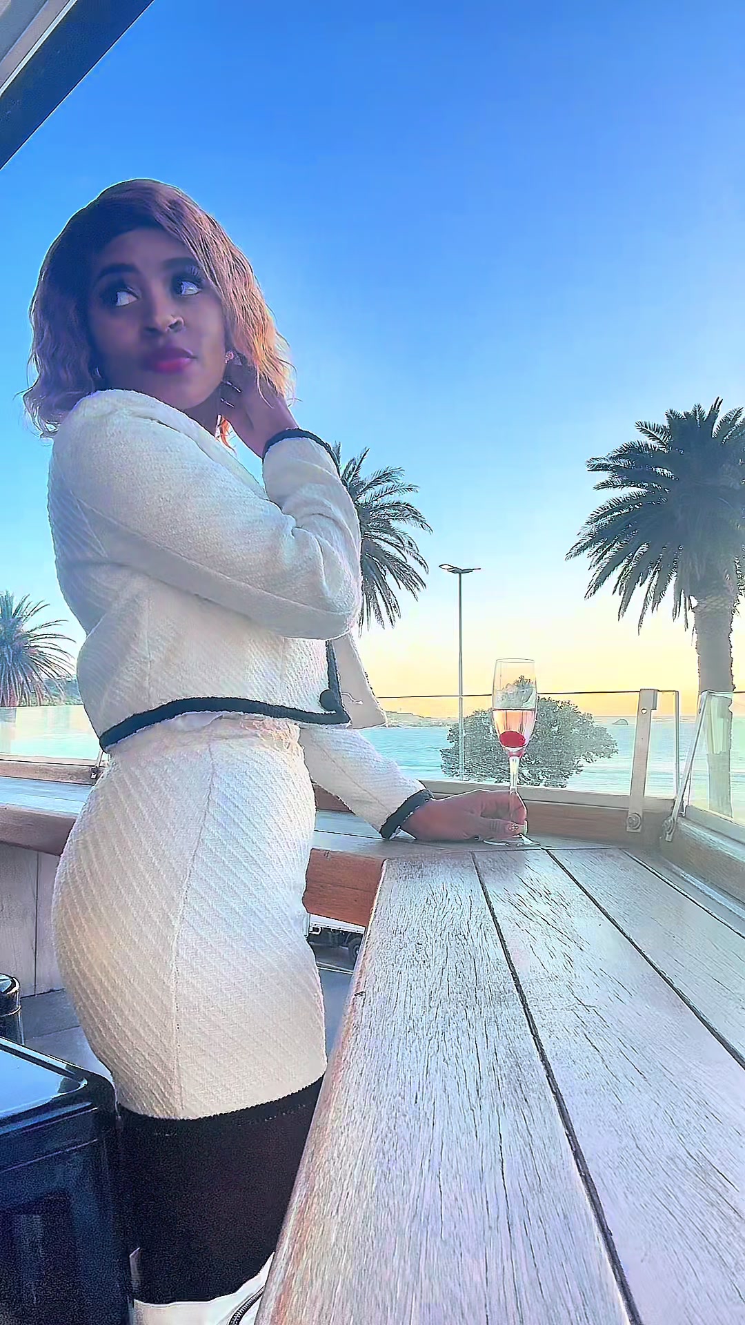 @Pinklolo