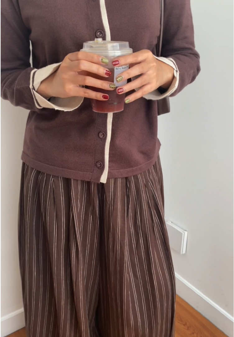 @Hellokitskits