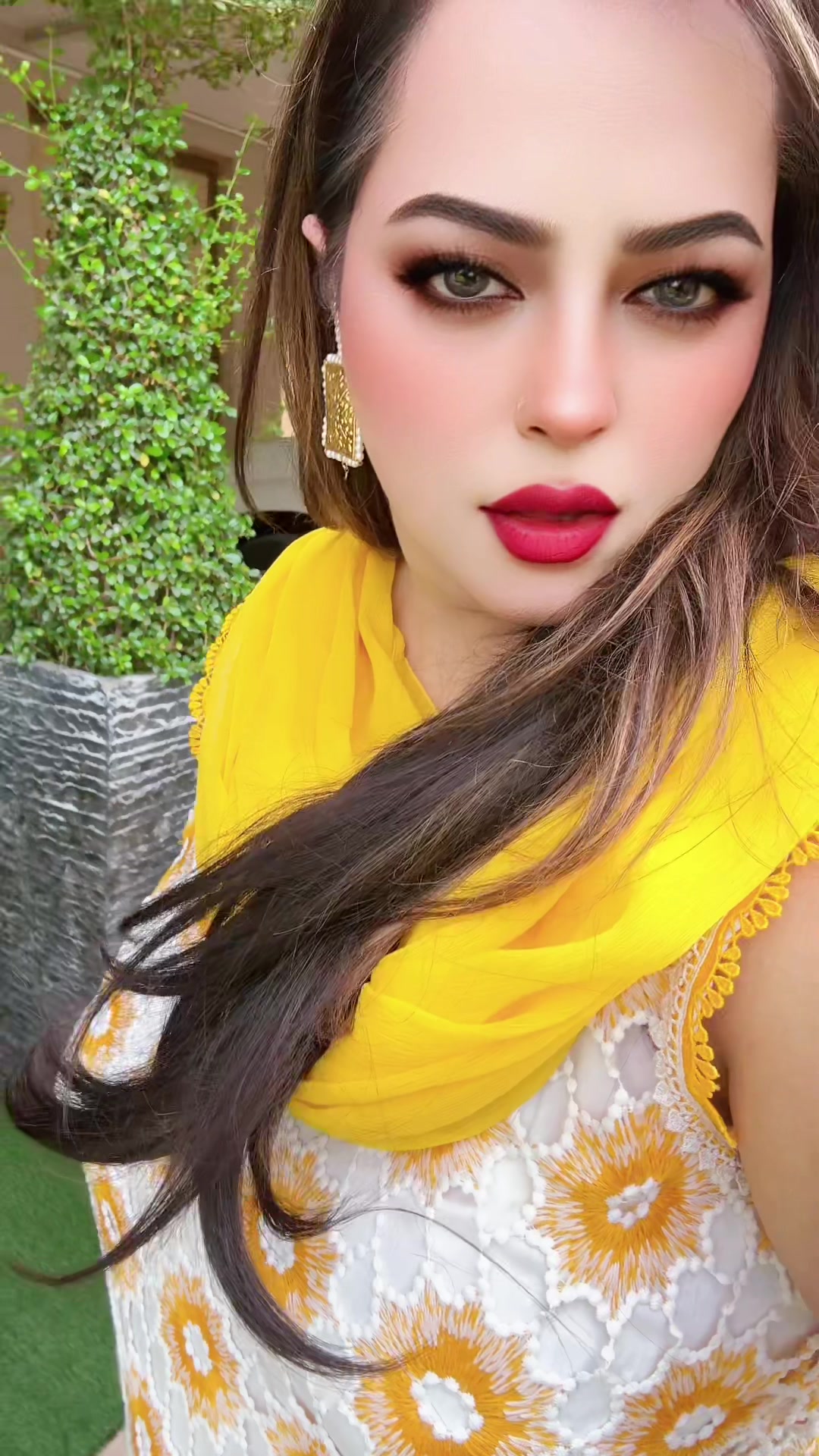@Jee Madiha Shah Jee